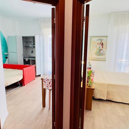 Residence & Suites Белларія-Іджеа-Марина Екстер'єр фото