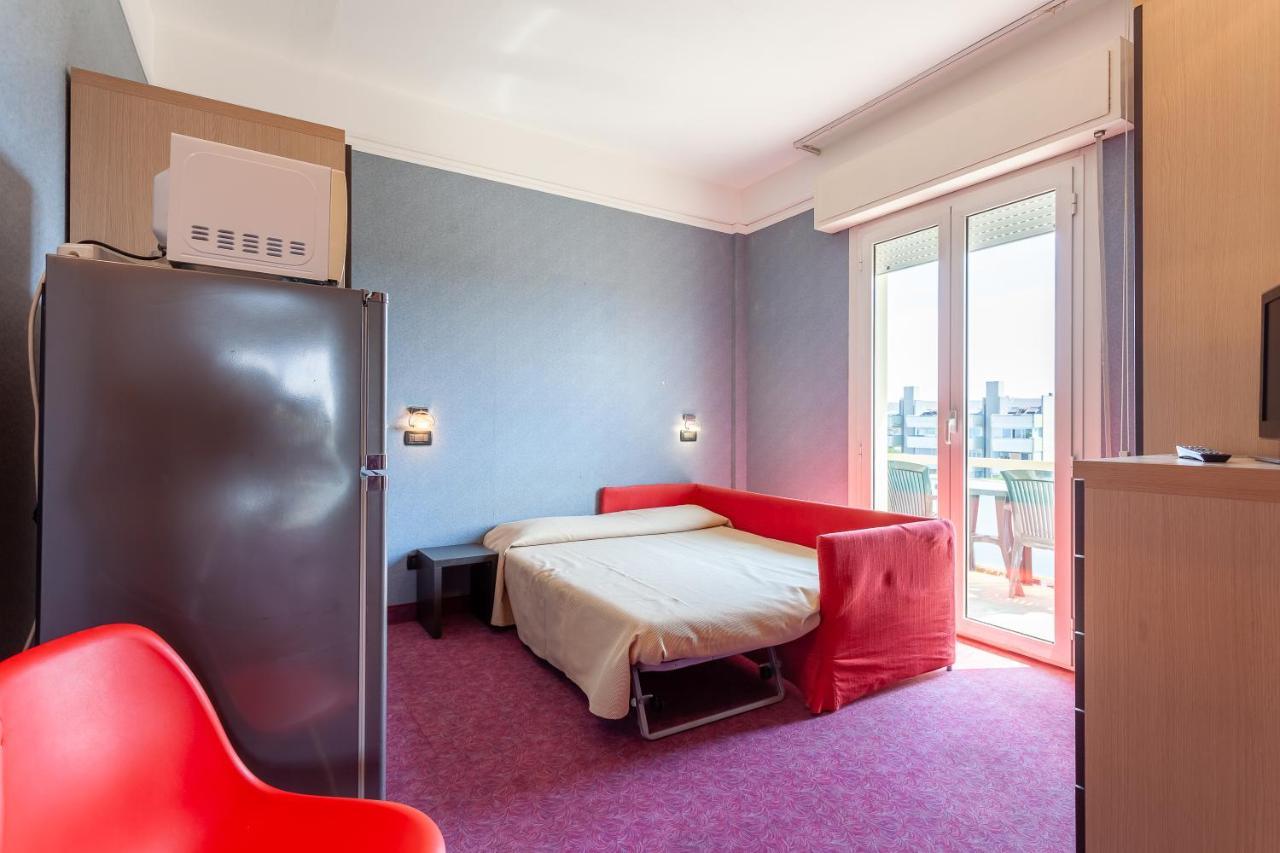 Residence & Suites Белларія-Іджеа-Марина Екстер'єр фото
