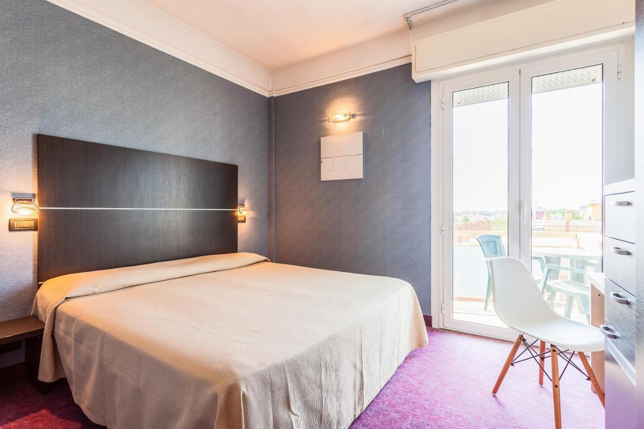 Residence & Suites Белларія-Іджеа-Марина Екстер'єр фото