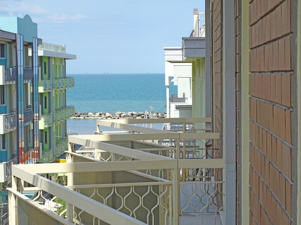 Residence & Suites Белларія-Іджеа-Марина Екстер'єр фото