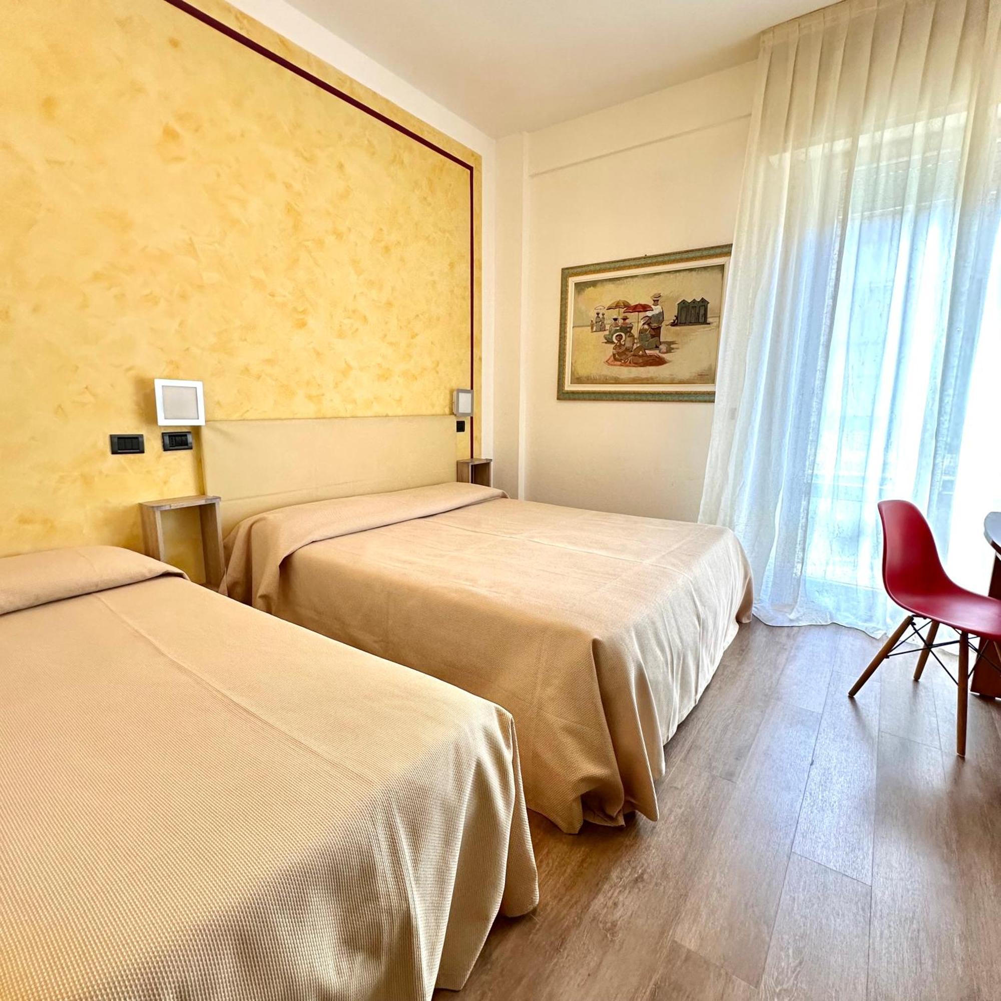 Residence & Suites Белларія-Іджеа-Марина Екстер'єр фото